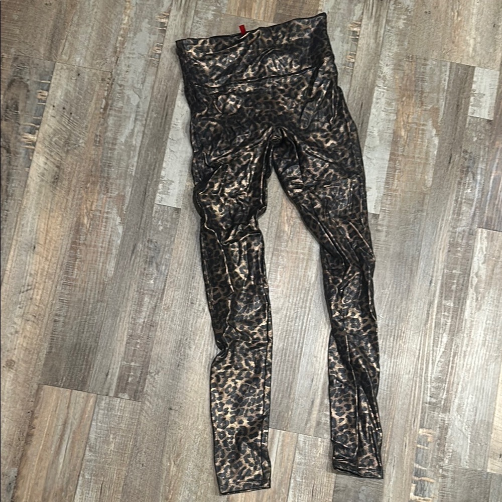 Leopard Print High-Waisted Leggings